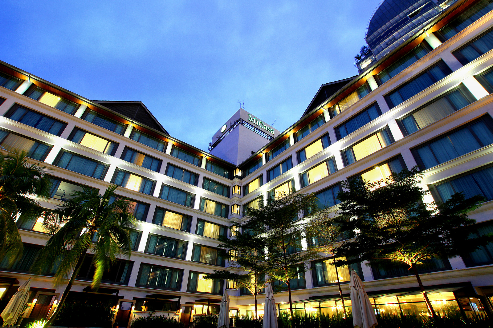 8364043731_9da828b5c7_h